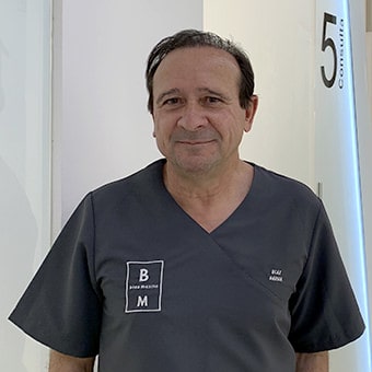 dr-blas-garcia-equipo-blasmaxilo-dentista-granada